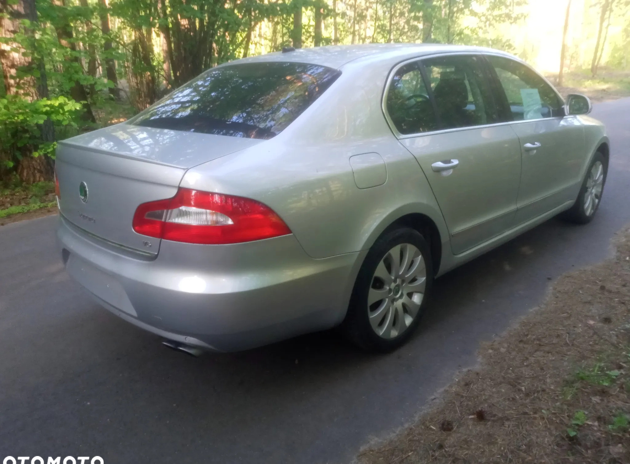Skoda Superb cena 29900 przebieg: 223000, rok produkcji 2012 z Biały Bór małe 67